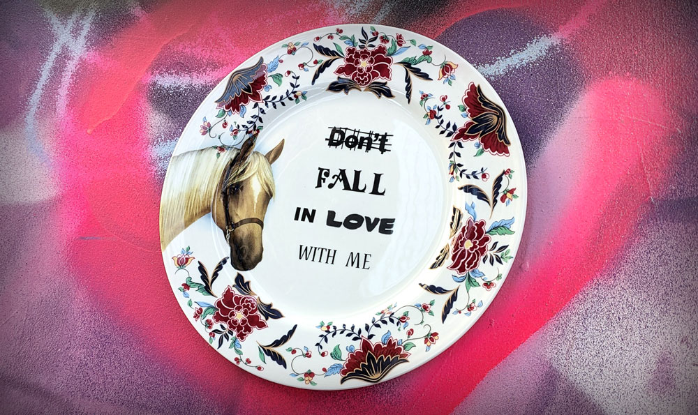 Damn, that is a good looking horse: Weekly News