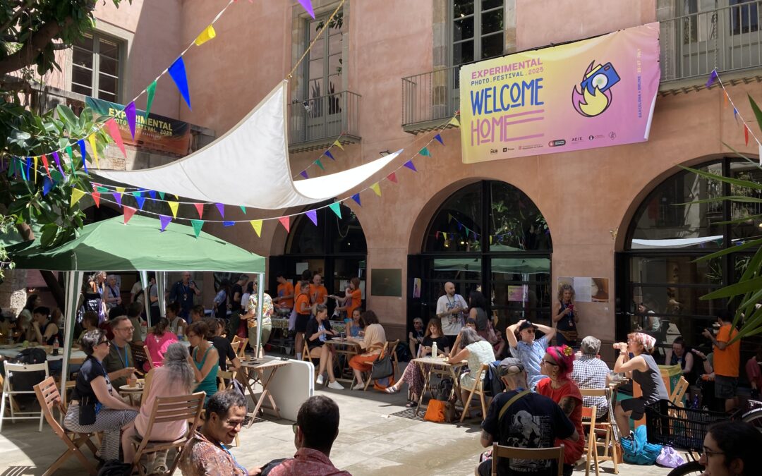 Justin Quinnell Cooks Up Ice Lenses and Turmeric     Photography on Bread at the Barcelona Experimental Photo Festival
